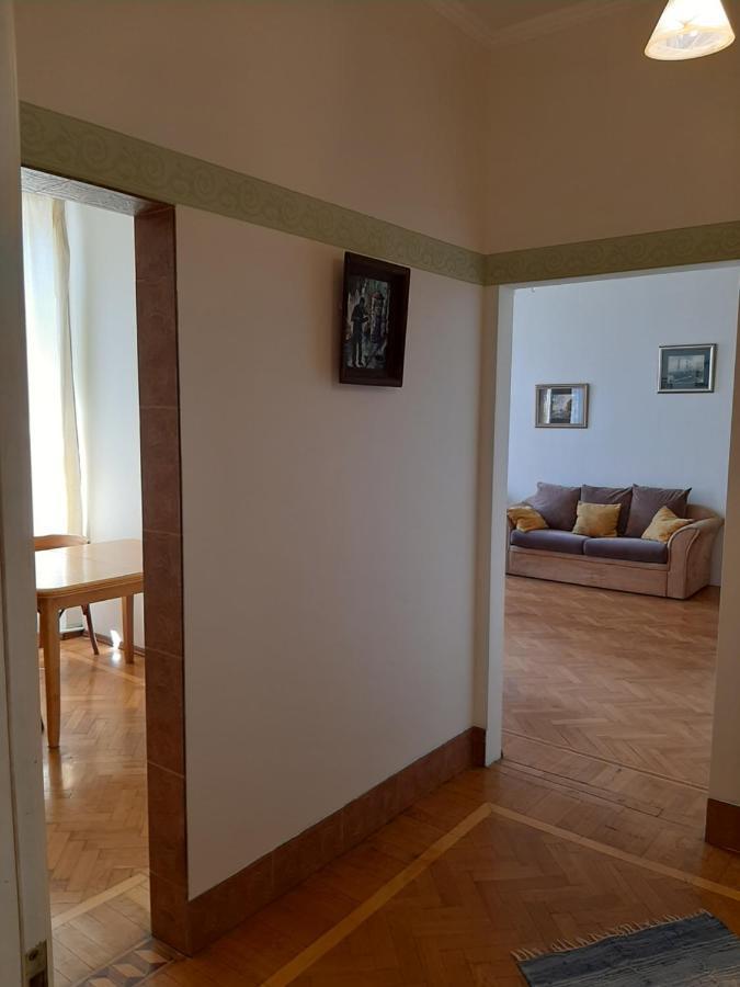 Apartment On Hretska 26/28 Odessa Dış mekan fotoğraf