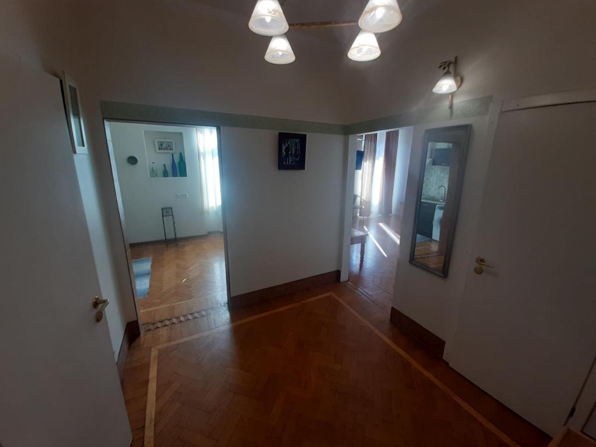 Apartment On Hretska 26/28 Odessa Dış mekan fotoğraf